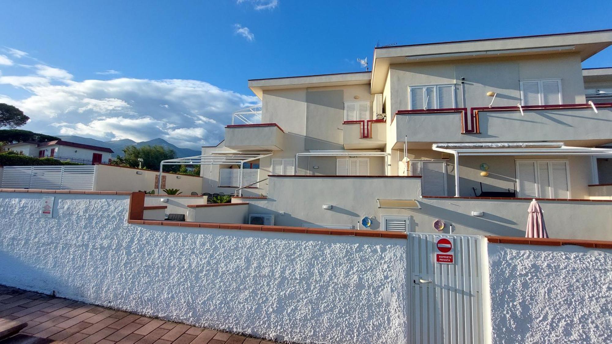 Ferienwohnung Domus Hormiae Formia Exterior foto